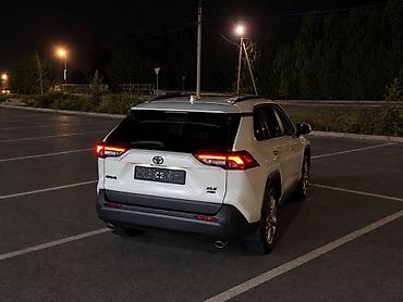 rav 4 2002: Toyota RAV4: 2021 г., 2.5 л, Автомат, Бензин, Кроссовер — 2