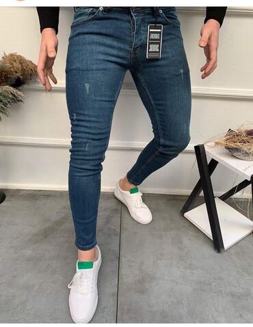 Farmerke: Veliki izbor Farmarica Brojevi 40 Cena: 2900 dinara Dzeparke 2900 — 12