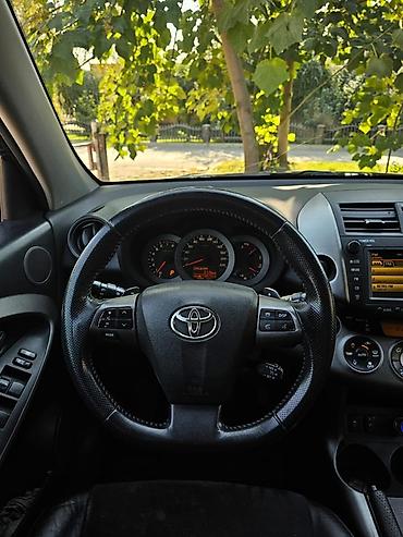 Toyota: Toyota RAV4: 2010 г., 2 л, Автомат, Бензин, Кроссовер — 7