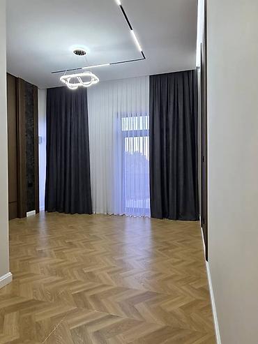 Продажа коттеджей и домов: 6 комнат, 400 м², 7 соток, Джал, Агентство недвижимости at lalafo.kg — 14 Продажа коттеджей и домов: 6 комнат, 400 м², 7 соток, Джал, Агентство недвижимости — 14