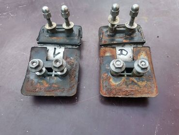 Auto delovi: Šarke leva, desna gepek vrata Lada 2121,21213,21214 Niva. Polovno — 10