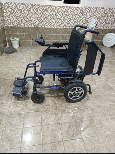 Майыптардын арабалары: Продаю электрическую коляску с запасом хода 25км коляска новая Так же