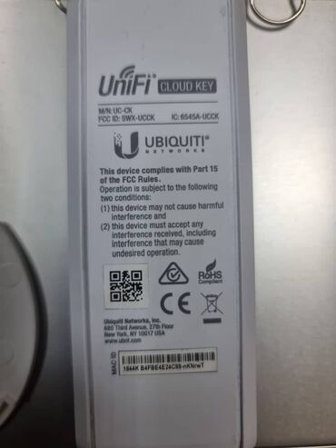 Продаю оборудование Ubiquiti точка доступа UniFi AP AC pro - 2 шт