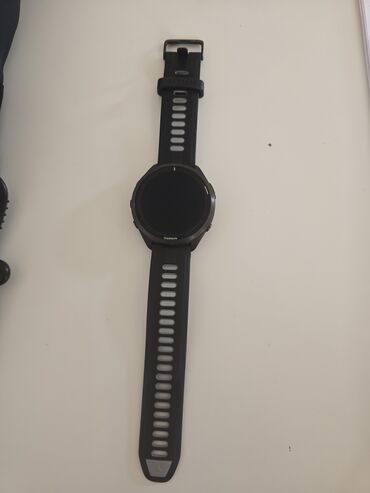 точтер: Спортивные часы Garmin Forerunner 965 - Круглый корпус с безелем