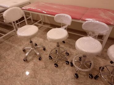 salon malari: Kreslo
Oturacaq
Təkərli
Stol
Kürəkli
Kürəksiz rənglıridə var