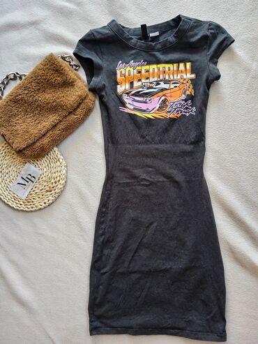 Bluze: Ženska odeća i obuća – paket S, M Sve je ili novo ili jako dobro na lalafo.rs — 10 Bluze: Ženska odeća i obuća – paket S, M Sve je ili novo ili jako dobro — 10