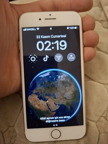 Apple iPhone: IPhone 8, Qızılı, Barmaq izi — 1