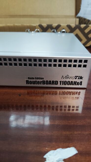 mikrotik routerboard 951ui 2hnd: Продаю Mikrotik RB1100AHx4 Dude Edition в новом состоянии, запускался