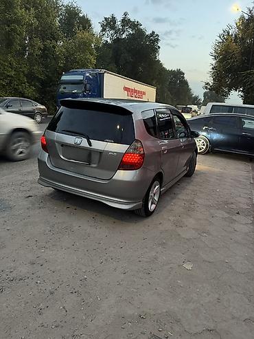 движок хонда фит: Honda Fit: 2004 г., 1.3 л, Бензин — 5