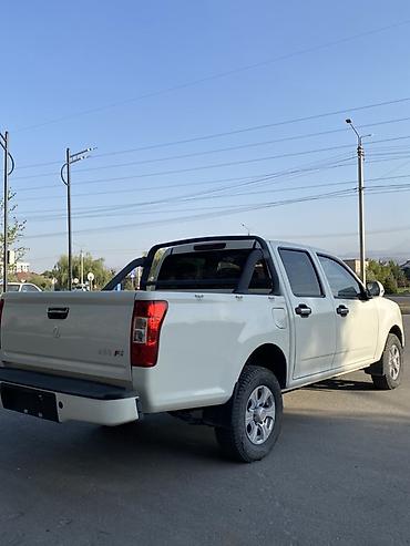 2023: Changan : 2023 г., 1.6 л, Механика, Бензин, Пикап — 4