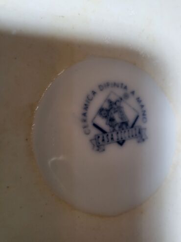 Ostalo posuđe: Djuvecara nova Dipinta a Mano Italija 80te. Djuvecara rucno oslikana na lalafo.rs — 12 Ostalo posuđe: Djuvecara nova Dipinta a Mano Italija 80te. Djuvecara rucno oslikana — 12