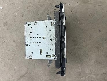 Магнитолы: Б/у, 2-DIN, 1 ", Без системы, Без оперативной памяти ГБ ОЗУ, Без встроенной памяти Гб ПЗУ — 4