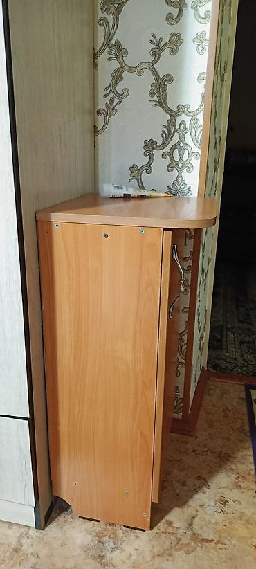 study table: Тумба для вещей и одежды, Б/у, Без зеркала, ЛДСП — 2