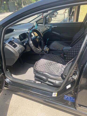 Продажа авто: Honda Civic: 2010 г., 1.3 л, Автомат, Гибрид, Седан