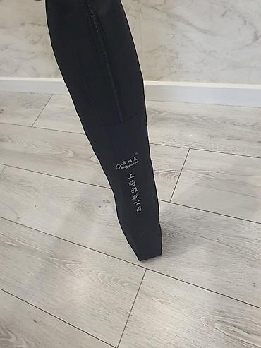 Канцтовары: Тип: Тренога (штатив) Материал: Металл Цвет: Зелёный Диапазон — 11