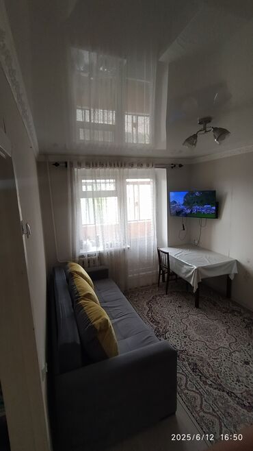 дома в оше: 1 комната, 22 м², 3 этаж, Старый ремонт