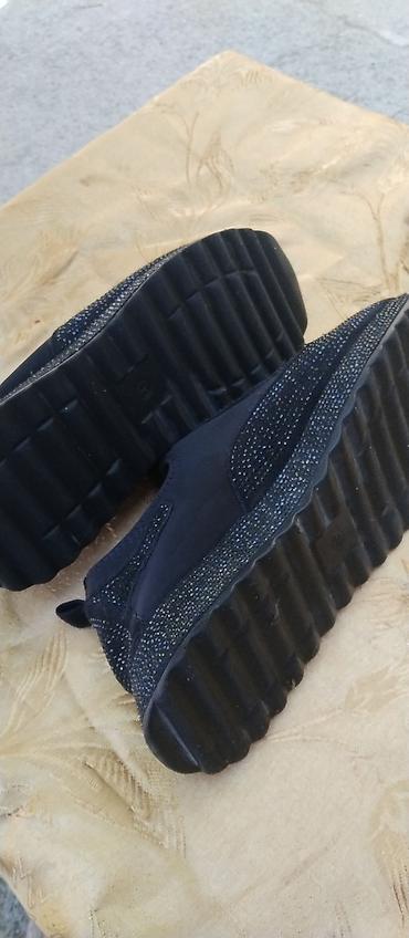 Tərliklər: Qara rəngli qadın slip-on idman ayaqqabısı - Model: slip-on — 5