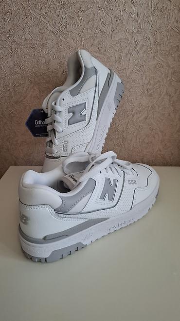 кроссовки nb: Кроссовки New Balance

Новые оригинал размеры 38,39 .ЦЕНА: 10000сом — 6