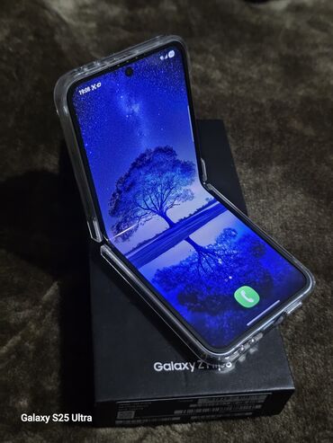 Samsung: Samsung Galaxy Z Flip6 — 8