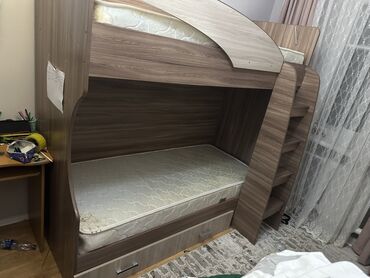 кровать чердак взрослая: Двухъярусная кровать с лестницей и ящиками - Материал: ЛДСП с