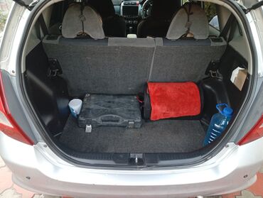 Honda: Honda Fit: 2002 г., 1.3 л, Вариатор, Бензин, Хэтчбэк — 9