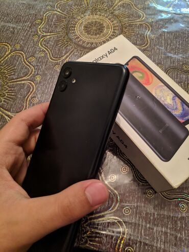 Samsung: Samsung Galaxy A04, 64 GB, rəng - Qara, Sensor, İki sim kartlı, Face ID