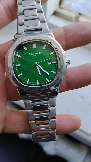patek: Часы наручные с зелёным циферблатом в стиле Patek Philippe Nautilus — 1