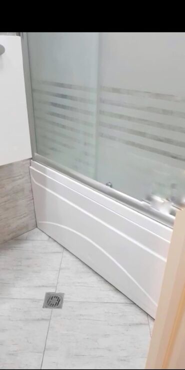duş kabin aksesuarları: İşlənmiş Üstü qapalı kabina, Düzbucaqlı, Ünvandan götürmə