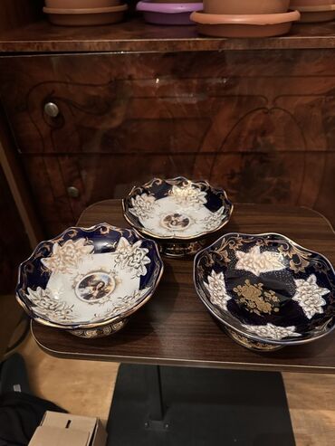 Külqabılar: Şüşə külqabılar və dekorativ qablar dəsti - Şüşə külqabı: EFES — 16