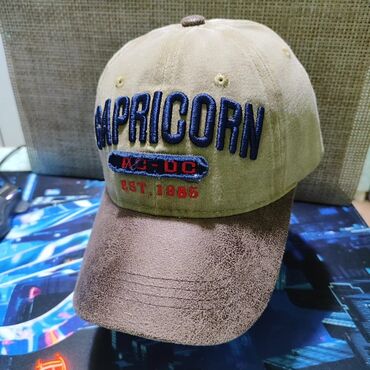 Кепки: Кепка, Бейсболка, Козырек: Изогнутый, С вышивкой — 32