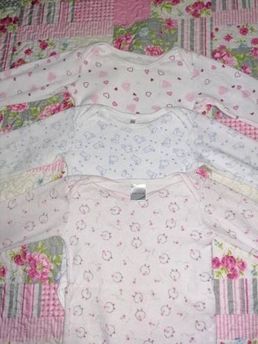 Body: 3 bodica od frotira, vel. 98 na lalafo.rs - slika 2 3 bodica od frotira, vel. 98 - Leskovac - slika 2