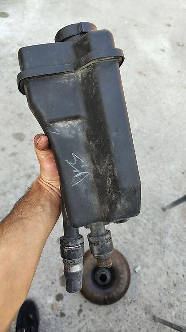 225 40 18: Avtomobil üçün genişlənmə (kühledici) su çəni - Material: yüksək — 2