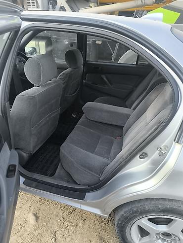 легковые автомобили с двумя баками: Toyota Camry: 1997 г., 1.8 л, Автомат — 5