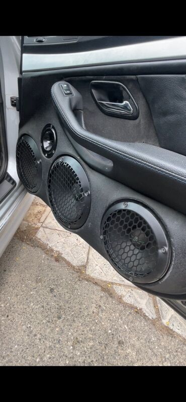 Monitorlar: Apocalpsey 6 ədədir 300 rms m81ac m67ac yenidən secilmir tam idealdir