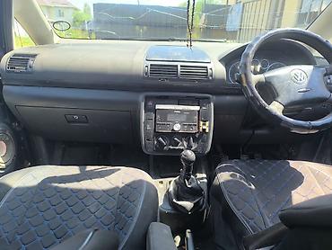 Продажа авто: Volkswagen Sharan: 2002 г., 2 л, Механика, Бензин, Минивэн — 5