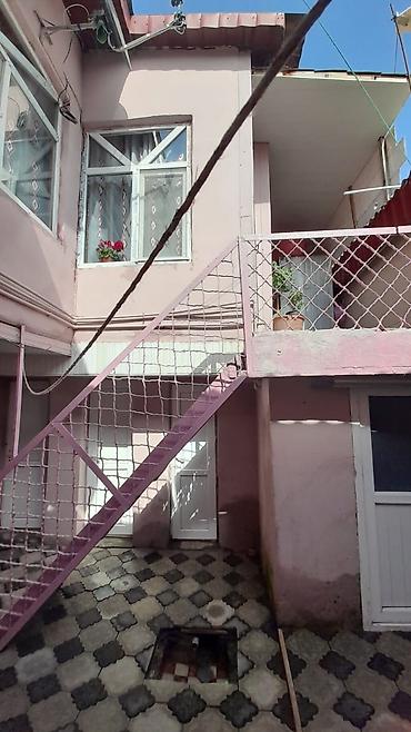 bulbulə: Suraxani rayonu Bül-bülə qesebesinde həyət evi satılır Bir Həyətdə 2 — 7
