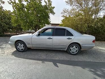 Mercedes-Benz: Mercedes-Benz E-Class: 1996 г., 2.3 л, Автомат, Бензин, Седан