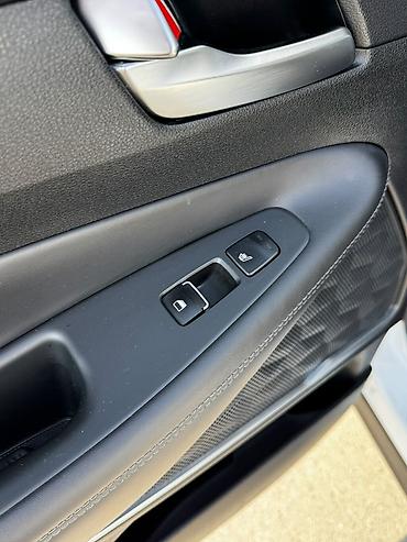внедорожник электромобиль: Hyundai Santa Fe: 2021 г., 1.6 л, Гибрид, Кроссовер — 8