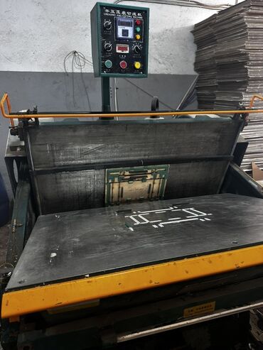 pencere ucun reshotka: Karton və kağız istehsalı üçün “Creasing & Die-Cutting Machine”