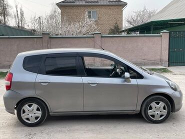 Honda: Honda Fit: 2004 г., 1.3 л, Автомат, Бензин, Хэтчбэк