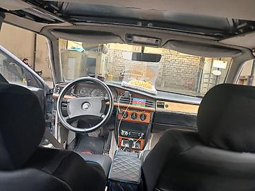 Mercedes-Benz: Əvvala Salam Maşın ideal vəziyyətdədi. Otur sür maşındı. Bütün — 11