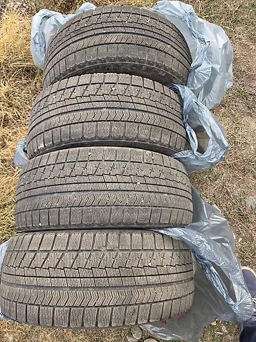 что за диски: Bridgestone Blizzak — зимние шины - Размер: 225/50 R17 - Индекс — 2