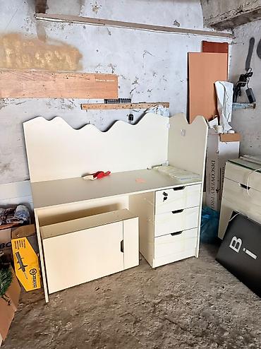 2 el mebel: Mebel dəsti. Deffekti yoxdur. Təcili satilmalıdır. Aksesuar bjunteriya — 5