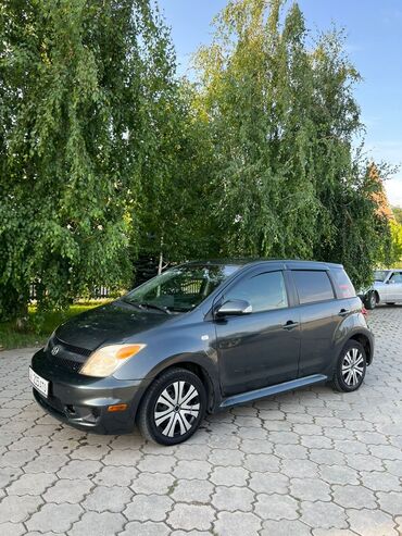 фуранер таета: Toyota ist: 2006 г., 1.5 л, Автомат, Бензин, Хэтчбэк