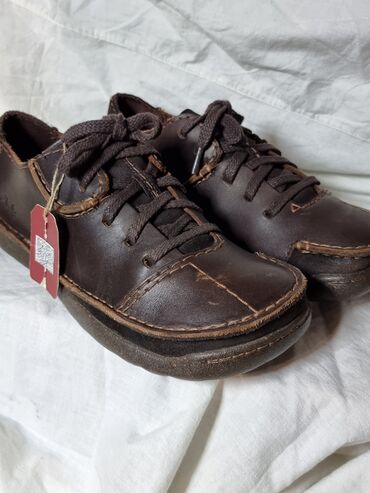Кроссовки и спортивная обувь: Красовки "Clarks" Натуральная кожа 100% НОВЫЕ. Кожа толстая