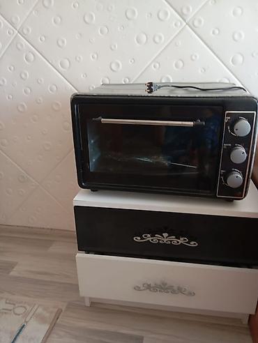 Elektrik mini soba – masaüstü model Xüsusiyyətlər: - Ön şüşə qapı və