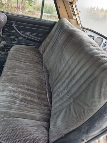 Sbor motorlar və silindr başlıqları: Satılır: klassik sovet istehsalı sedan üçün tam komplekt karbüratorlu — 12