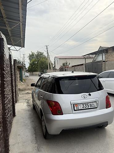 Toyota: Toyota Ist: 2003 г., 1.3 л, Автомат, Бензин, Хэтчбэк — 2