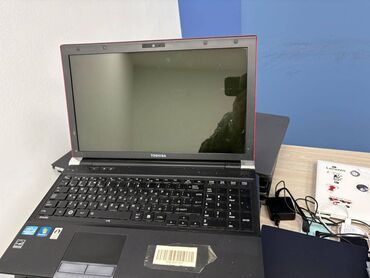 купить ноутбук в баку: Notbuklar SATILIR ! İkinci əl HP 250G6 i3-6006-2.0 Ghz Ram4 SSD-256 -