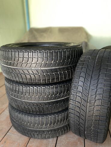 купить краску для кожи авто: Шины 215 / 55 / R 17, Зима, Б/у, Комплект, Легковые, Michelin
